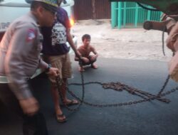 Laka Lantas Polsek Bantargebang Membantu Pengaturan Lalu Lintas di Jl. Raya Siliwangi Km 10