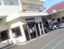 Jalan Kaki Ke Polres Cilacap Tuntut Keadilan