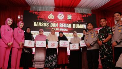 Menyambut HUT Bhayangkara Ke-78 Polda Metro Jaya Gelar Bansos dan Bedah Rumah