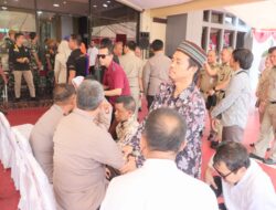 HUT Bhayangkara ke-78, Berbagi Kebahagiaan Dengan Tunanetra di Polres Jakut
