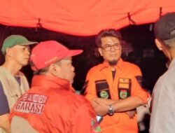 Ketua Umum Rescue Combat Indonesia  Memimpin Langsung Bantu Korban Kebakaran 