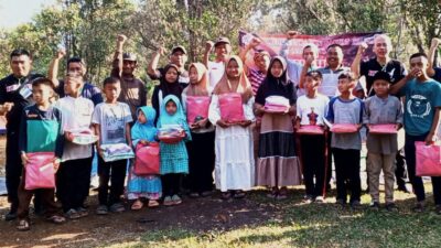 Media Online Suara Aksi Rakyat Memberikan Santunan Anak Yatim Piatu di Bogor Timur