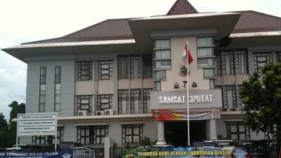 Samsat Ciputat Memberikan Pelayanan Humanis Bagi Masyarakat