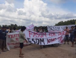 Dinilai Menutup dan Merusak Akses Jalan Umum, PT. Parama Miguno Bumi Winong Kabupaten Kendal Didemo Warga