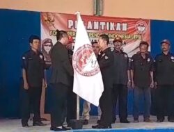 Noven Saputera, S.H. Wakil Ketua Presidium Lantik Pengurus FPII Korwil Majalengka