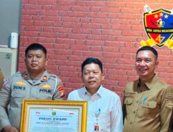 PENGHARGAAN PRESISI AWARD DARI LEMKAPI KEPADA SAMSAT CIPUTAT 