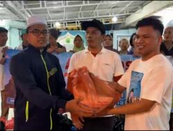 Anggota Tim Natal Nasional Mendistribusikan Bantuan atas Instruksi Prabowo ke Sumut, Masjid Tampung Pengungsi dari Semua Umat