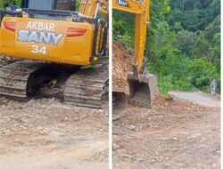 PT Akbar 34 Sigap Perbaiki Infrastruktur Tanjakan Aek Siraisan Padang Lawas