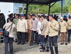 Presiden Prabowo Tinjau Pengungsi di GOR Pandan, Danlanal Sibolga dan Forkopimda Dampingi Langsung.