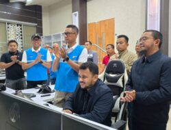 Suasana Ketika Seruan Takbir Iringi Listrik Banda Aceh yang Kembali Pulih