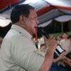 Presiden Prabowo Panjatkan Doa Awal Tahun dan Didoakan Balik oleh Warga di Pengungsian Batu Hula