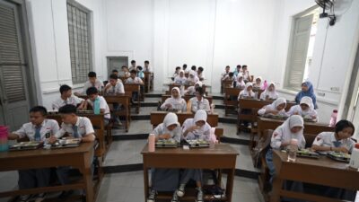 Program MBG, Siswa Berkaca-kaca Cerita Uang Jajan Kini Bisa Ditabung