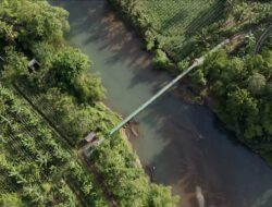 Jembatan Gantung yang Selamatkan Anak-anak dari Arus Deras Sungai Cipalebuh Garut