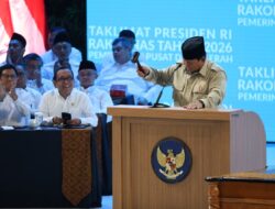 Presiden Prabowo Ingatkan Kepala Daerah Banyak Warga Kesulitan Hidup, Harus Berjuang Hilangkan Kemiskinan