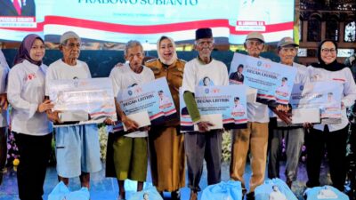 Perjalanan Penarik Becak Listrik yang Tak Ingin Takluk oleh Ojek Online