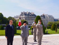 Presiden Prabowo Tiba di Les Invalides, Disambut Upacara Kehormatan Kenegaraan Prancis