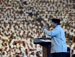 Di Hadapan Belasan Ribu Pelaksana MBG, Prabowo: Kepentingan Rakyat di Atas Segalanya