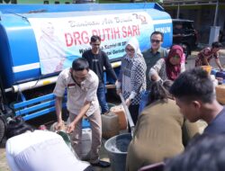 Legislator Partai Gerindra Salurkan Bantuan Air Bersih untuk Warga Terdampak Kekeringan di Kabupaten Bekasi