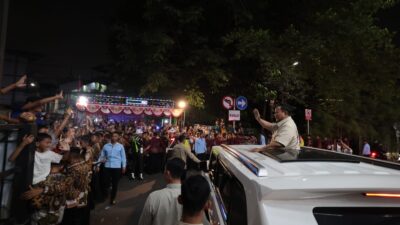 Presiden Prabowo Jajal KA Nusantara Explorer dari Batang ke Jakarta, Sapa Hangat Warga