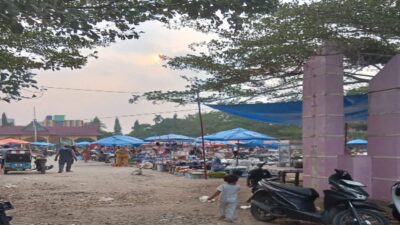 Pedagang Dukung Relokasi ke Lapangan Bawah Selama Perbaikan Jalan Pasar Gunung Tua