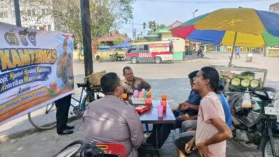 Ngopi Bareng Warga Stabat, Satbinmas Polres Langkat Gelar Program N3 Kamtibmas
