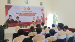 Dukung Indonesia ASRI, Kader SATRIA Semarang Kompak Bersihkan Lingkungan Usai Konsolidasi